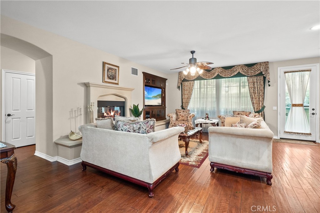 26163 Shadow Rock Lane Property Photo 11