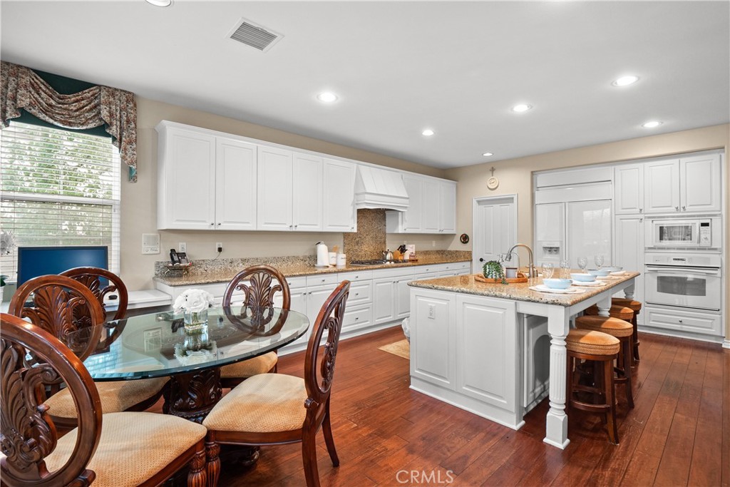 26163 Shadow Rock Lane Property Photo 15