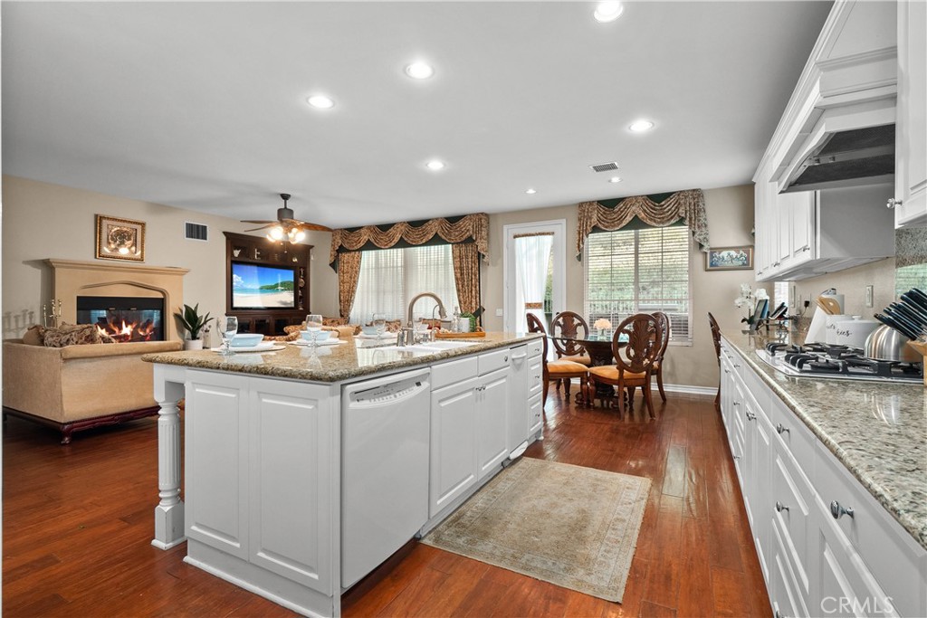 26163 Shadow Rock Lane Property Photo 18