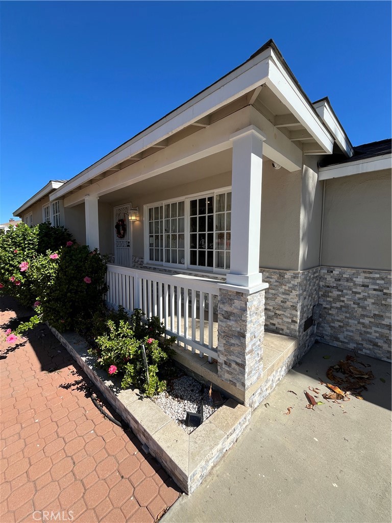 8334 Aura Property Photo 4