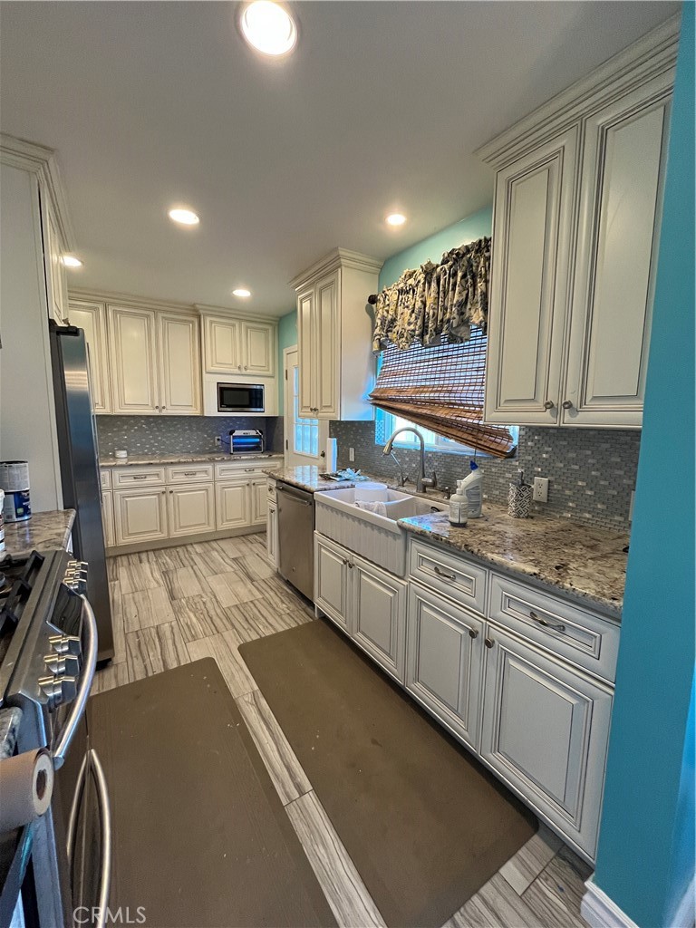 8334 Aura Property Photo 8