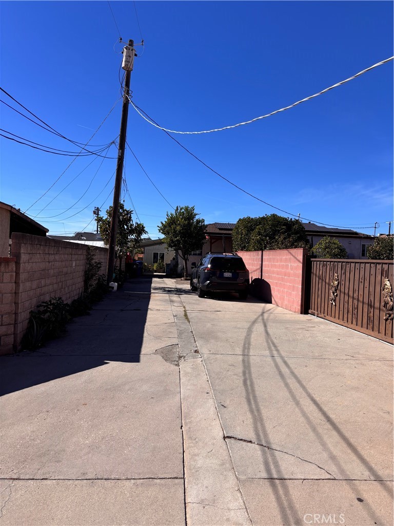 8269 Case Property Photo 3