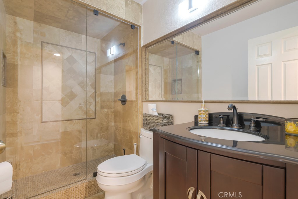 2953 Klamath Property Photo 29