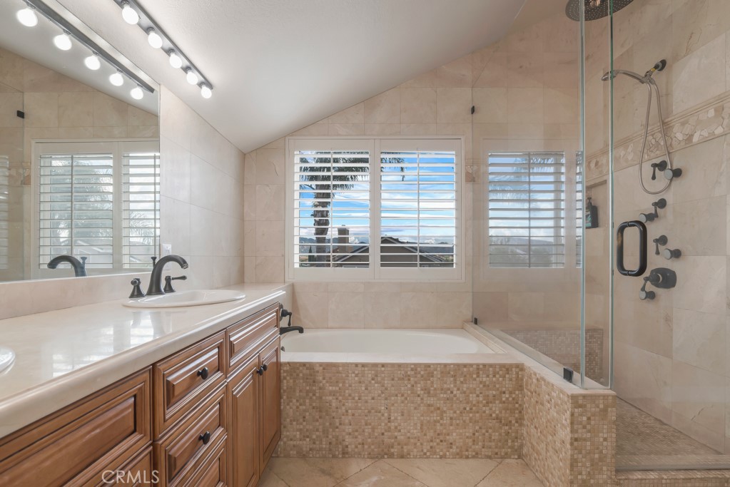 2953 Klamath Property Photo 40