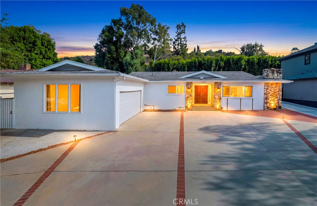 4144 Sepulveda Property Photo 2
