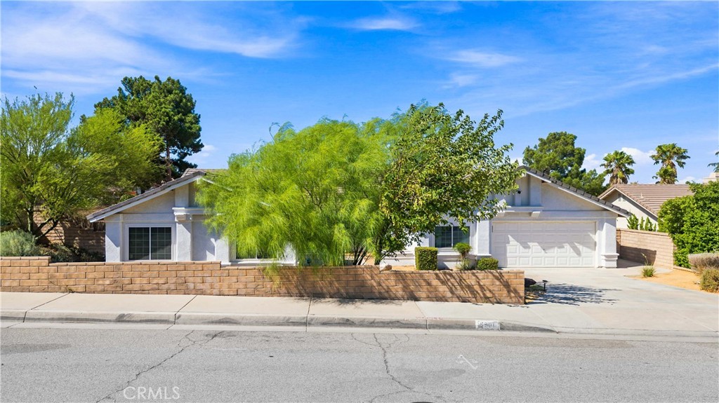 5901 Redwood Property Photo 1