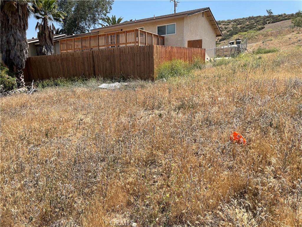 15 Riverside Drive Property Photo 23
