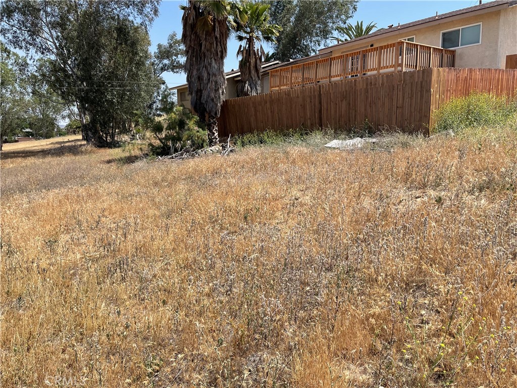 16 Riverside Drive Property Photo 25