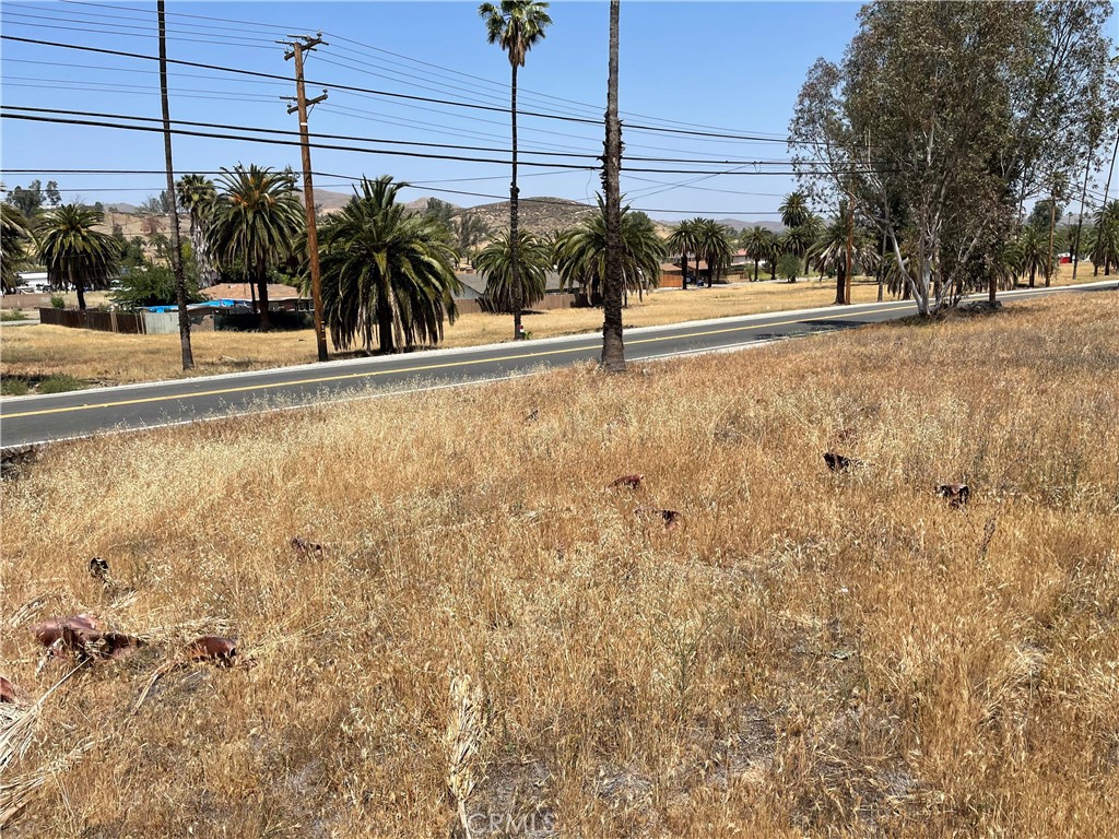 16 Riverside Drive Property Photo 31