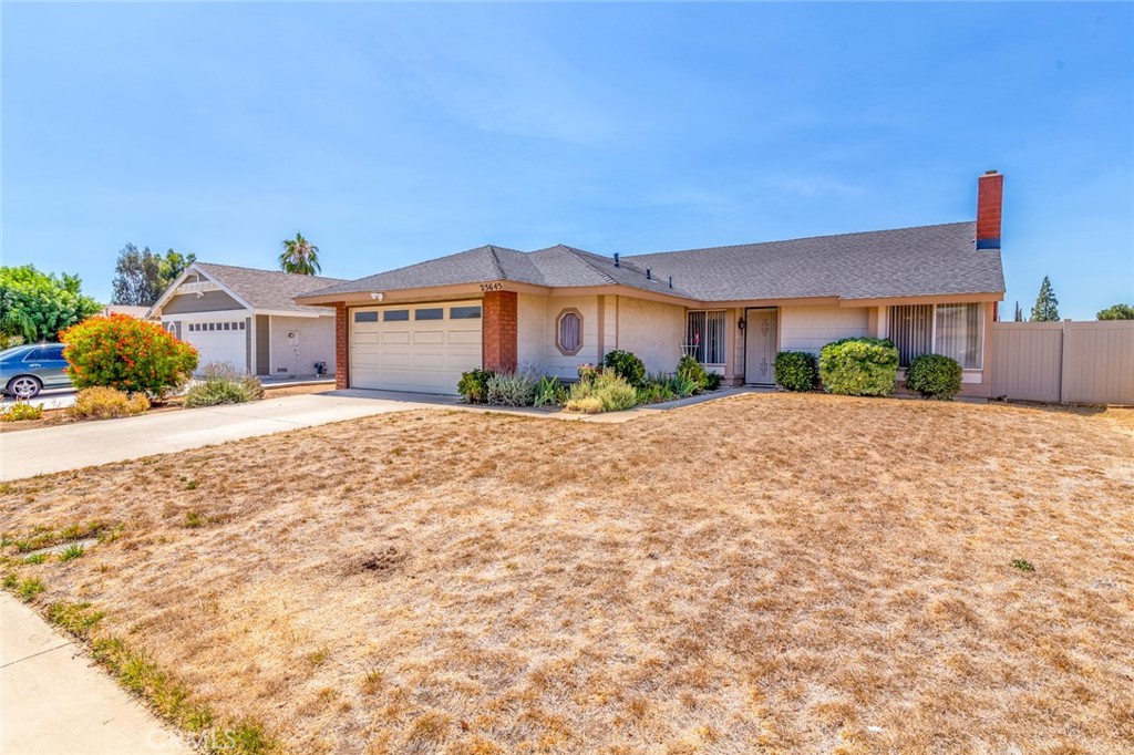 25645 Delphinium Avenue Property Photo 5