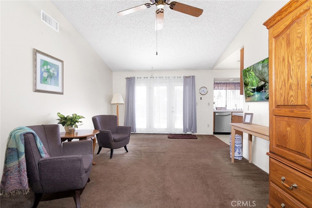 25645 Delphinium Avenue Property Photo 14