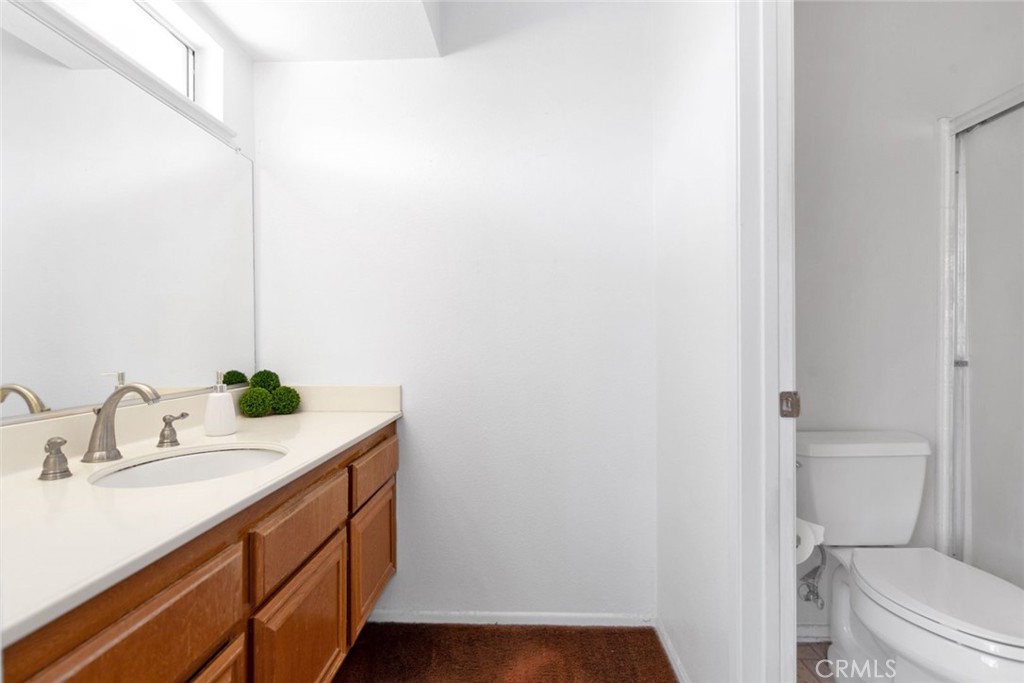 25645 Delphinium Avenue Property Photo 28