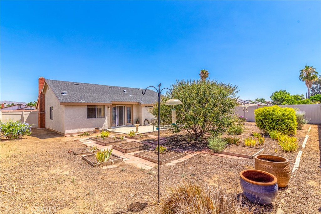 25645 Delphinium Avenue Property Photo 34