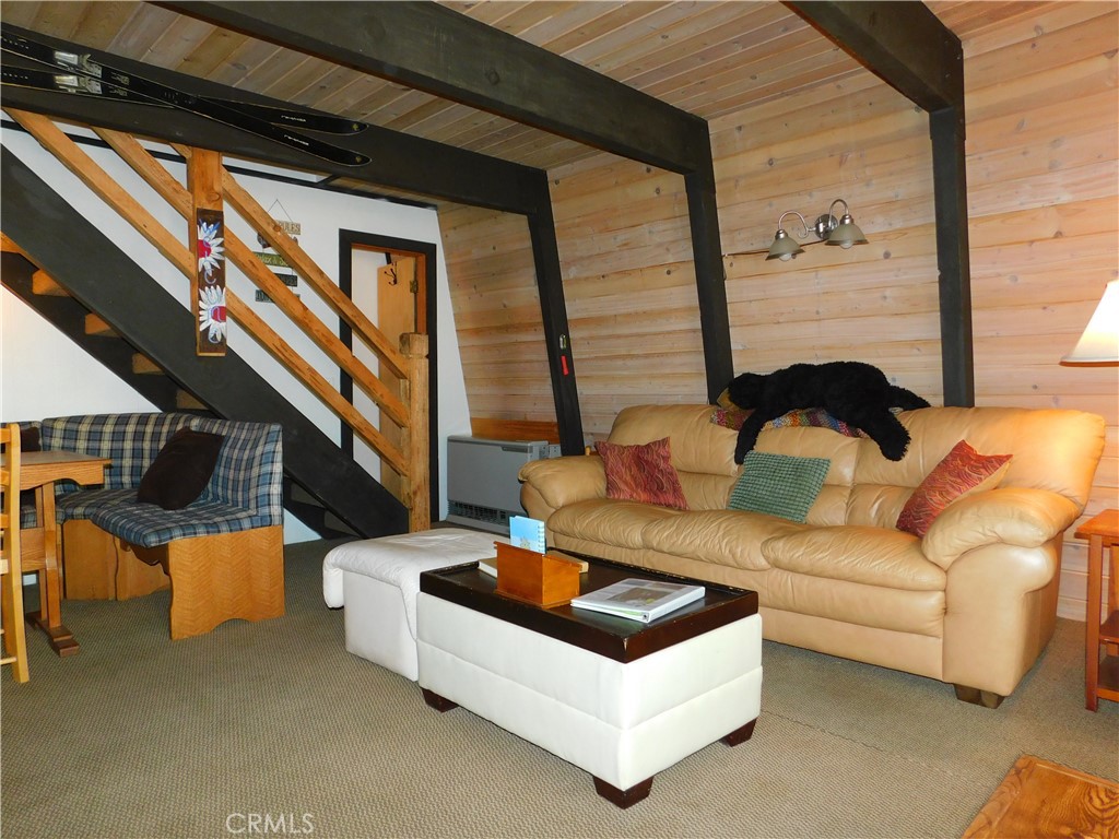 318 W Sherwood Boulevard Property Photo 23