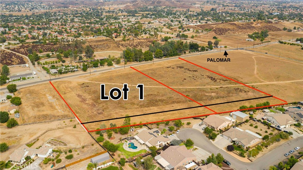 1 Palomar Street Property Photo 2