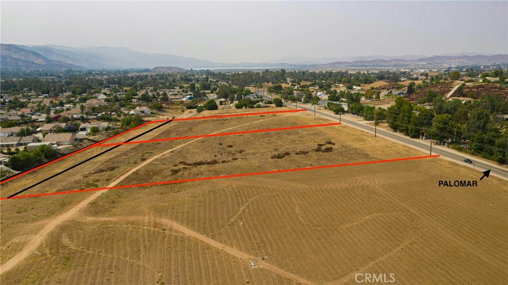 1 Palomar Street Property Photo 6