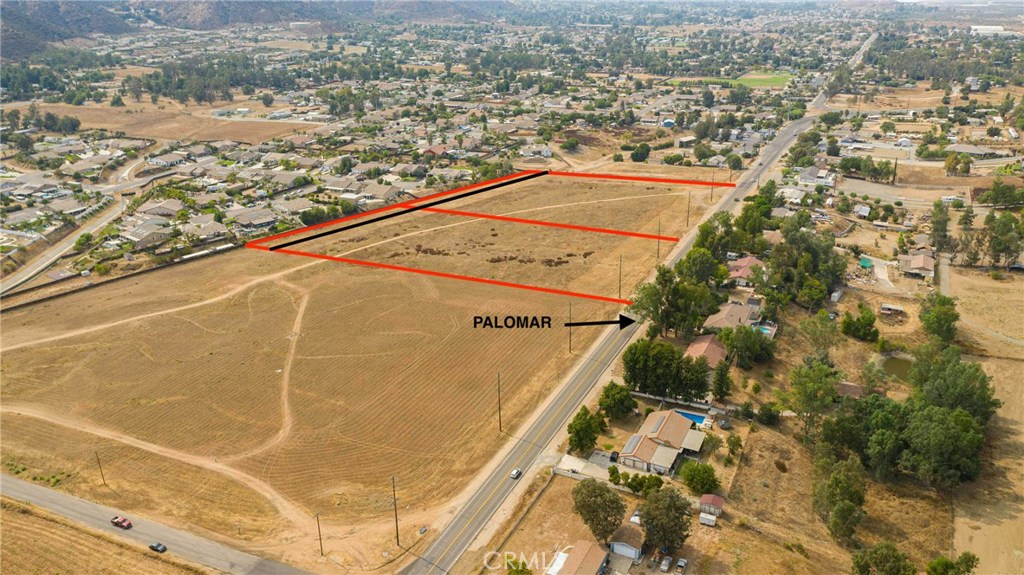 1 Palomar Street Property Photo 14