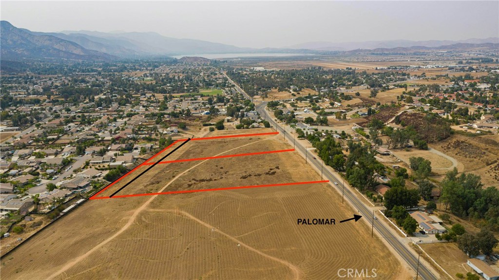 1 Palomar Street Property Photo 16