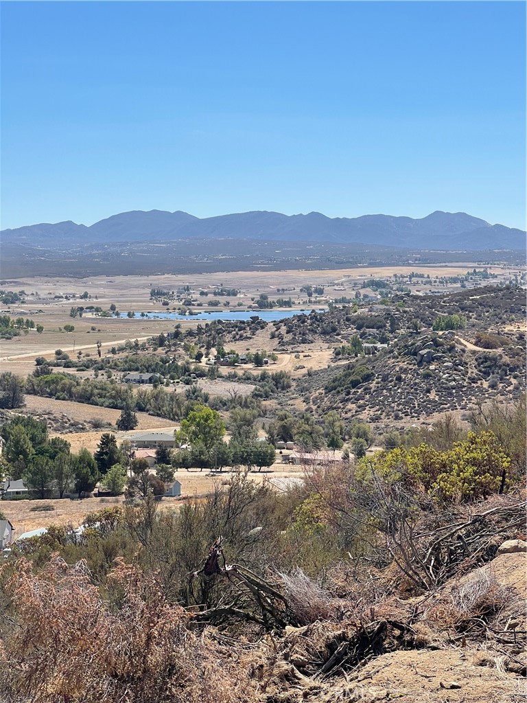 899 Lake Canyon Drive Property Photo 4