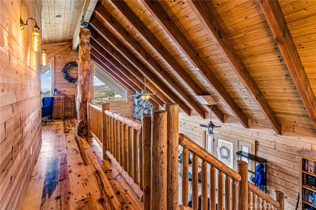 17180 Mile High Road Property Photo 9