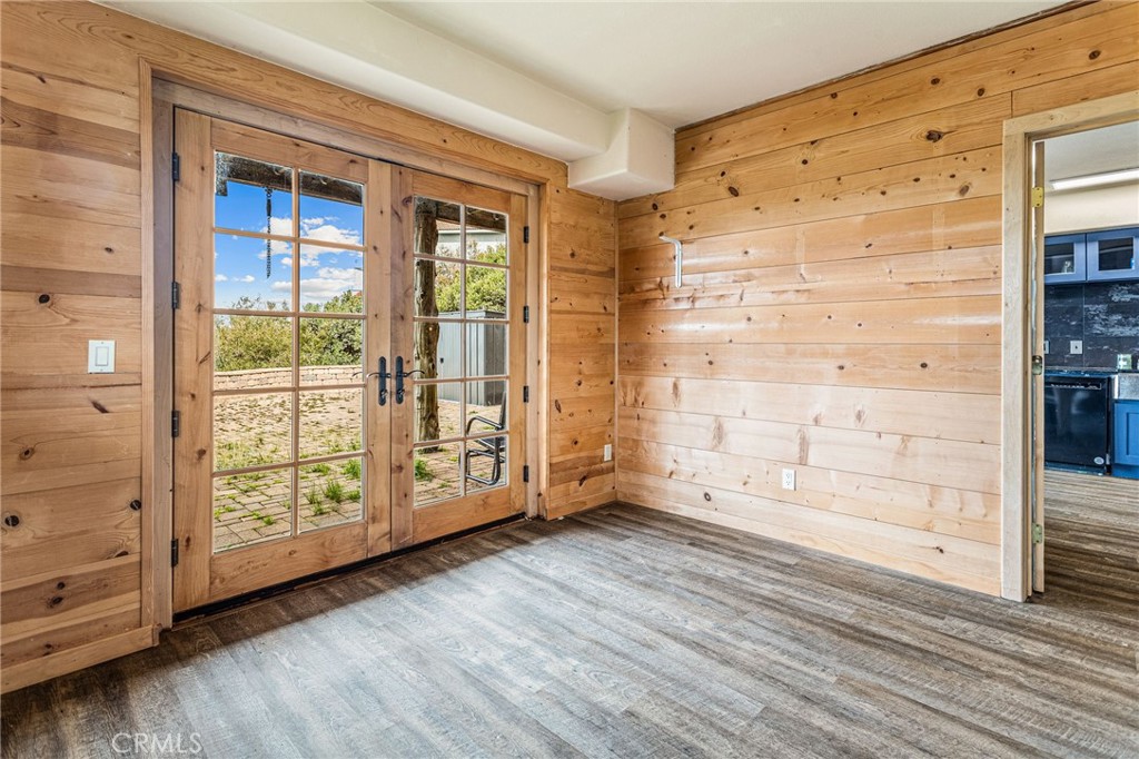 17180 Mile High Road Property Photo 11