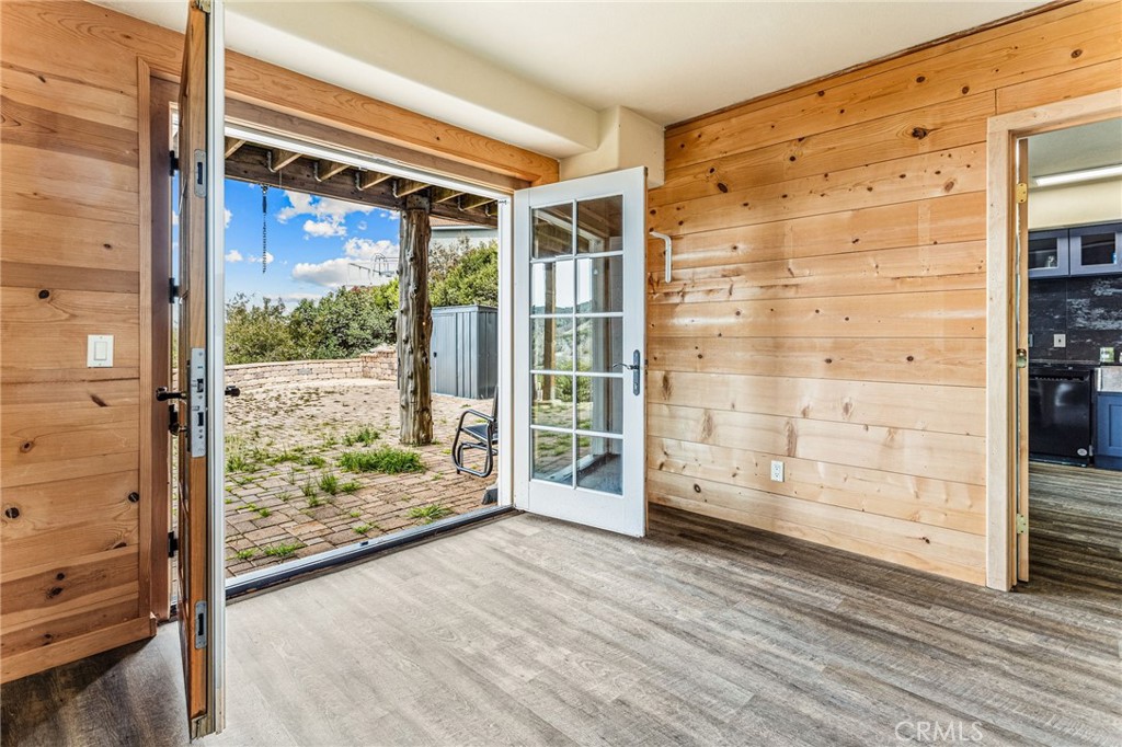 17180 Mile High Road Property Photo 12