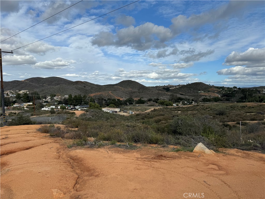 17 Orange Property Photo 9
