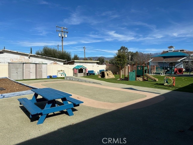 41861 Acacia Avenue Property Photo 28