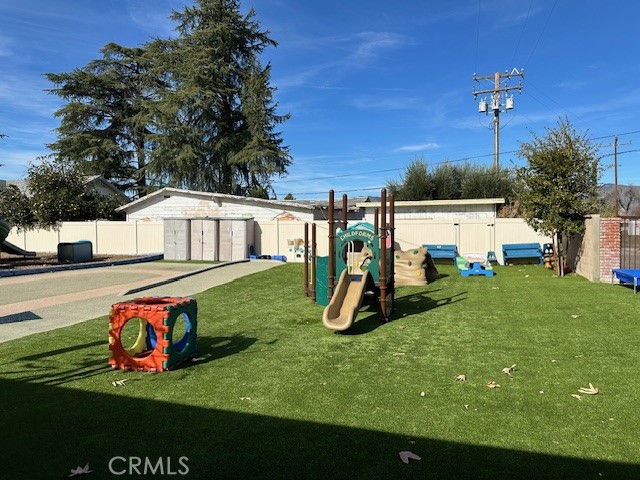 41861 Acacia Avenue Property Photo 44