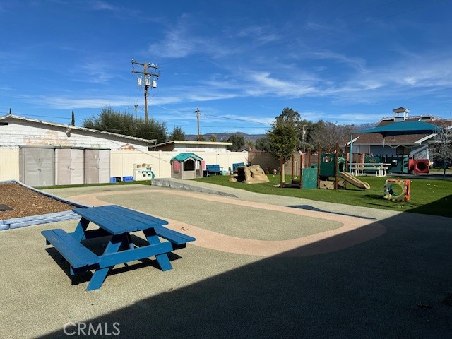 41861 Acacia Avenue Property Photo 28