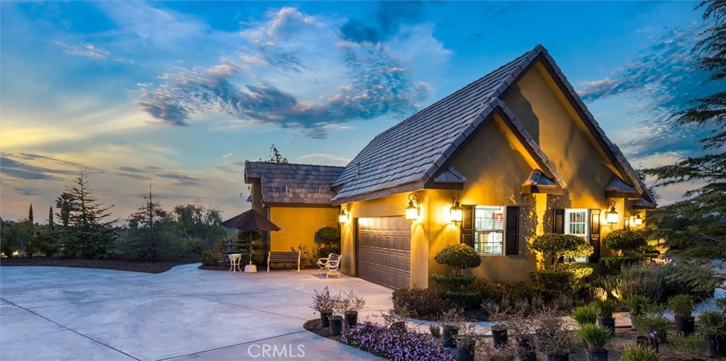 14787 Wood Road Property Photo 13