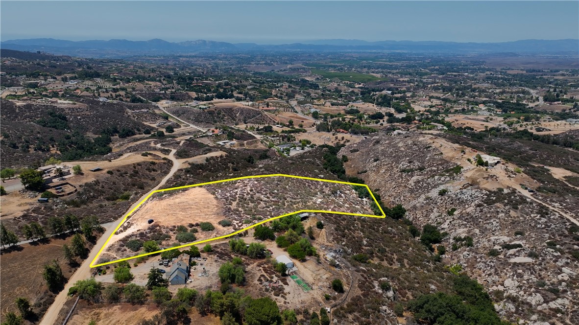 39365 Calle Breve Property Photo 5