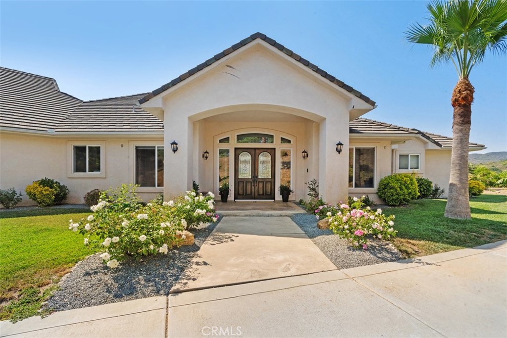 23505 Carancho Road Property Photo 5