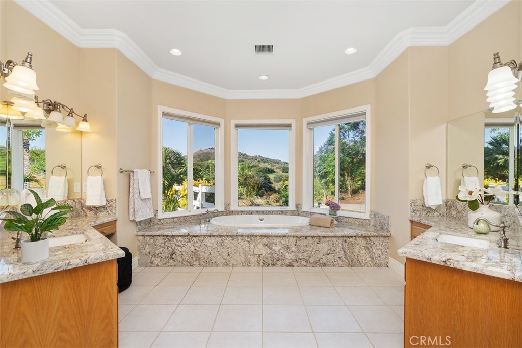 23505 Carancho Road Property Photo 24
