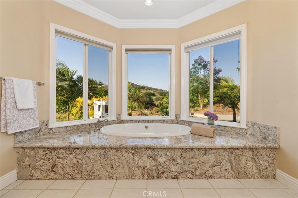 23505 Carancho Road Property Photo 25