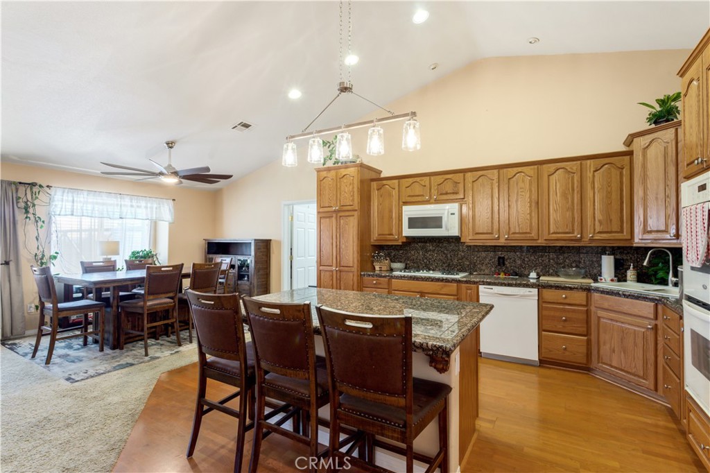 57050 Knollwood Drive Property Photo 10