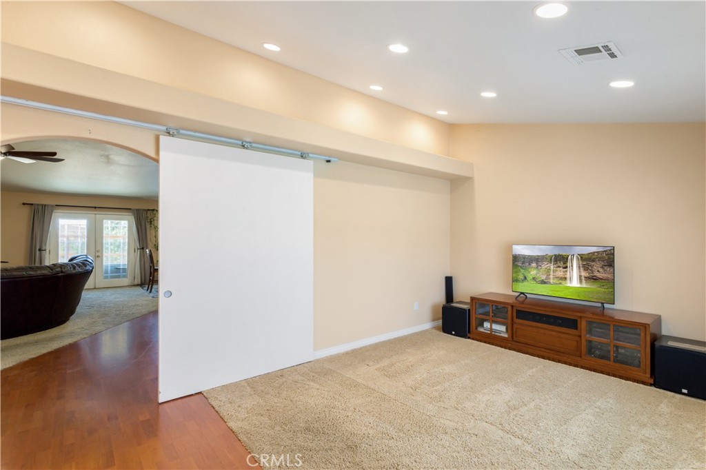 57050 Knollwood Drive Property Photo 14