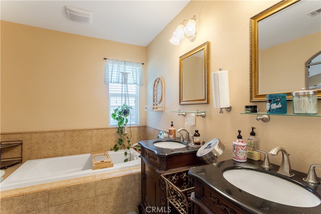 57050 Knollwood Drive Property Photo 19