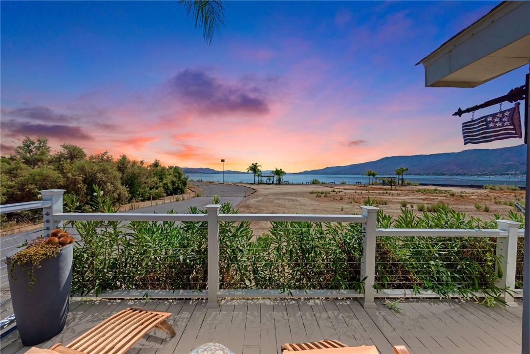 32000 Riverside J-8 Property Photo 3
