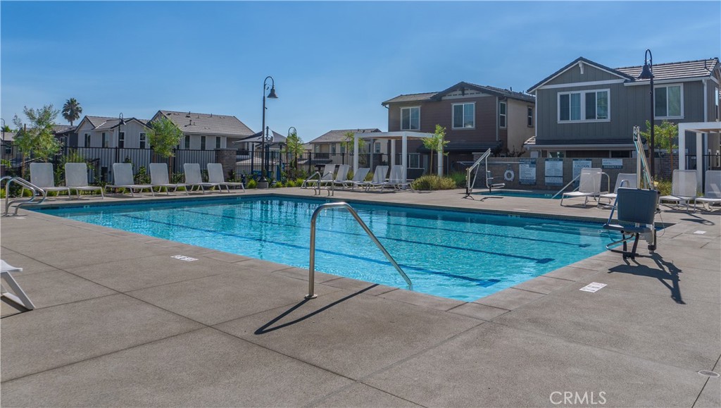 15032 Gallery Way 8 Property Photo 14