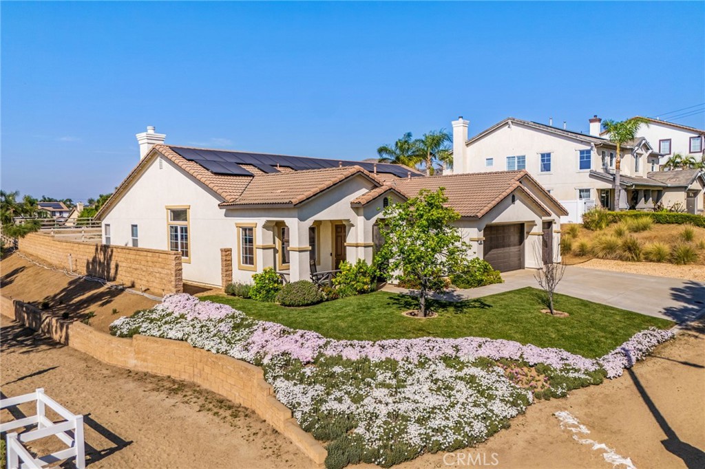 489 Branding Iron Way Property Photo 1