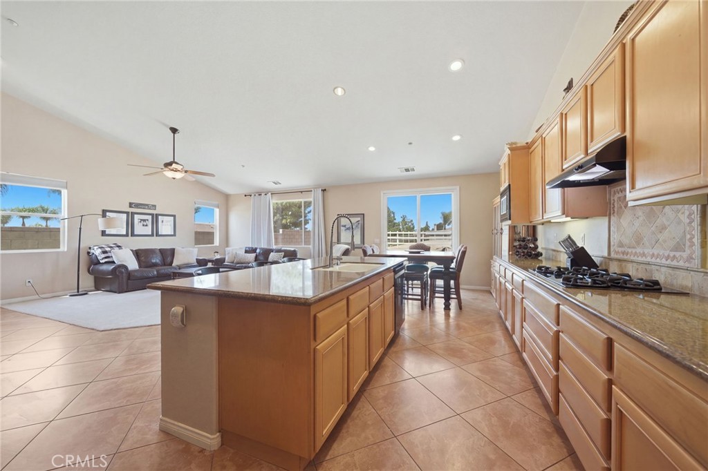489 Branding Iron Way Property Photo 12