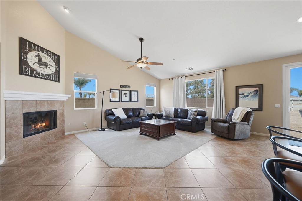 489 Branding Iron Way Property Photo 17