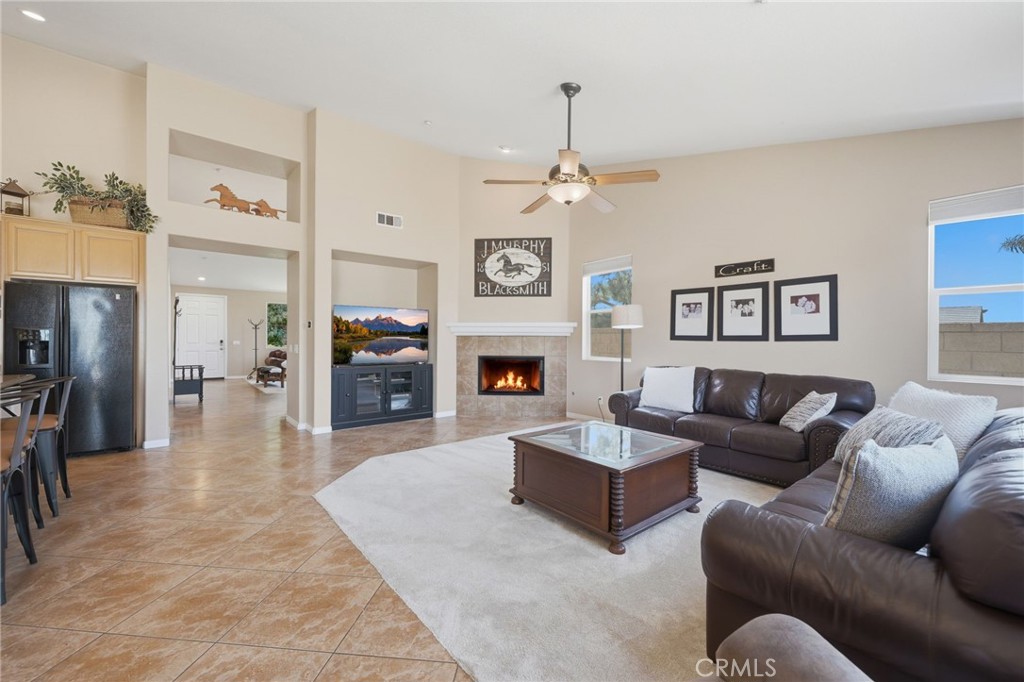 489 Branding Iron Way Property Photo 18