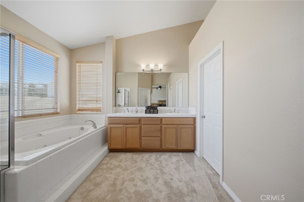 489 Branding Iron Way Property Photo 24