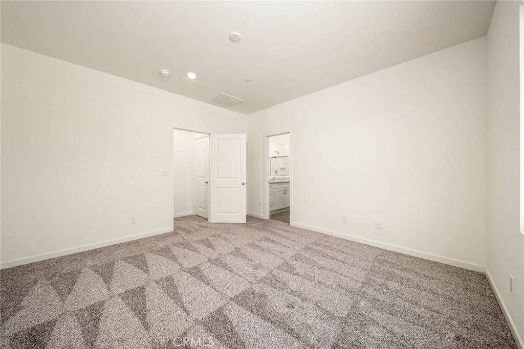42471 Palisades Drive Property Photo 10