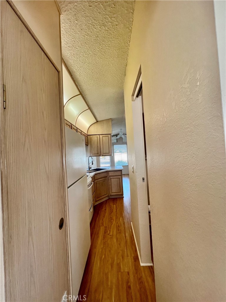 1295 S Cawston Avenue 175 Property Photo 7