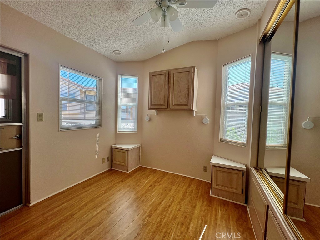 1295 S Cawston Avenue 175 Property Photo 10