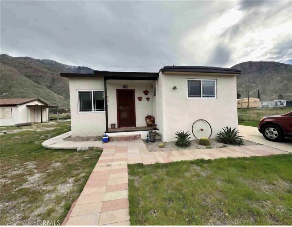 52315 Lois Avenue Property Photo 1