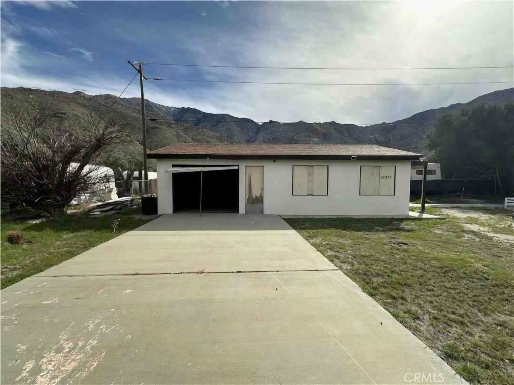 52315 Lois Avenue Property Photo 4